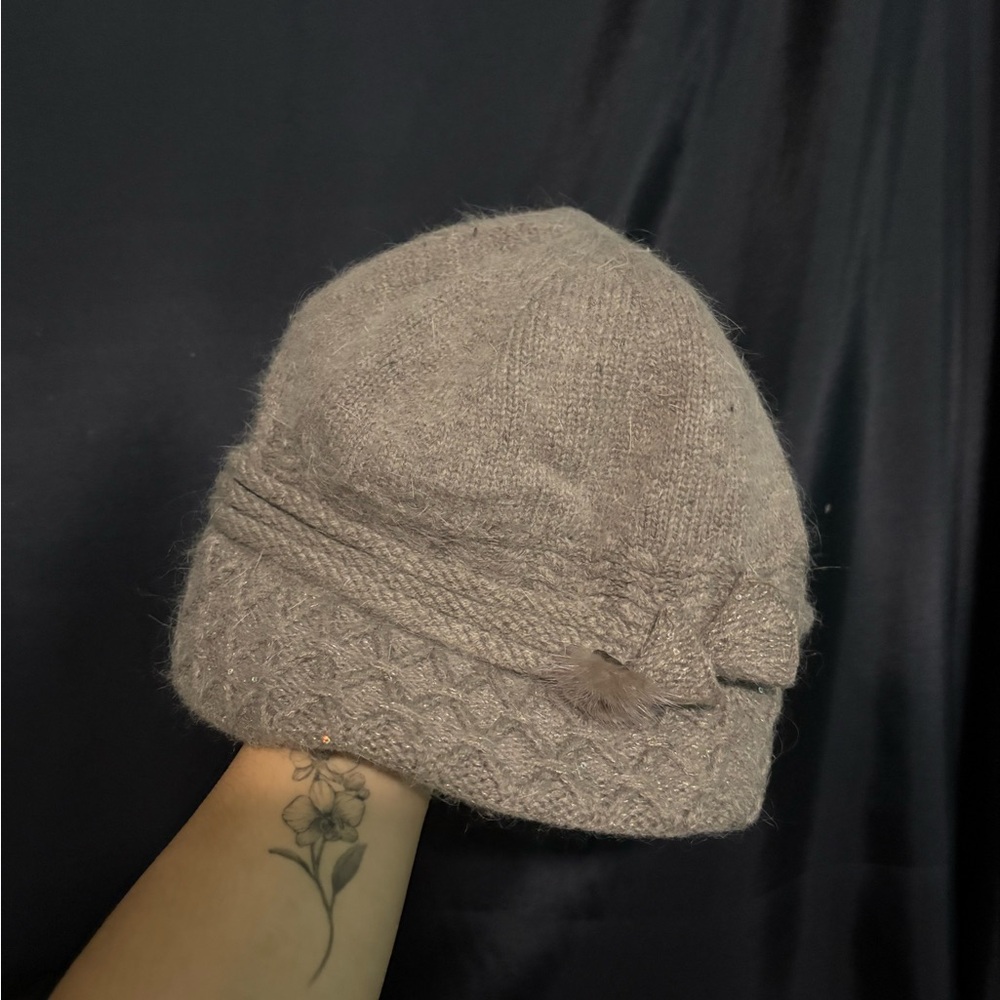 Elegant Gray Knit Women's Hat